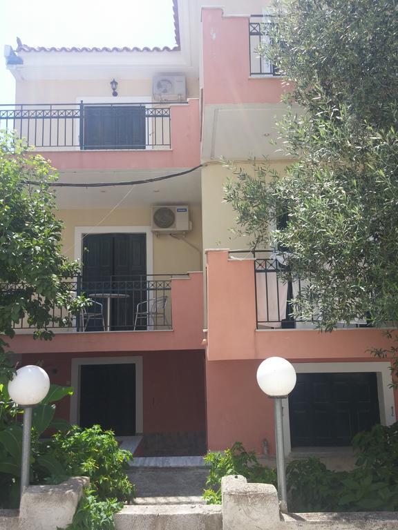 Irini Apartments Anaxos Dış mekan fotoğraf